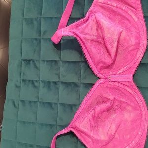 Wacoal underwire lace bra, 34dd